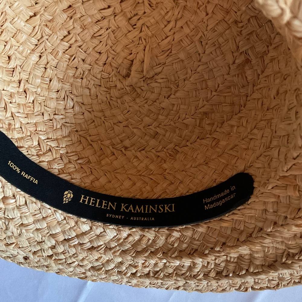 Helen Kaminski Raffia  Luxury Straw Hat with Black Ribbon Handmade in Madagascar - Picture 7 of 8